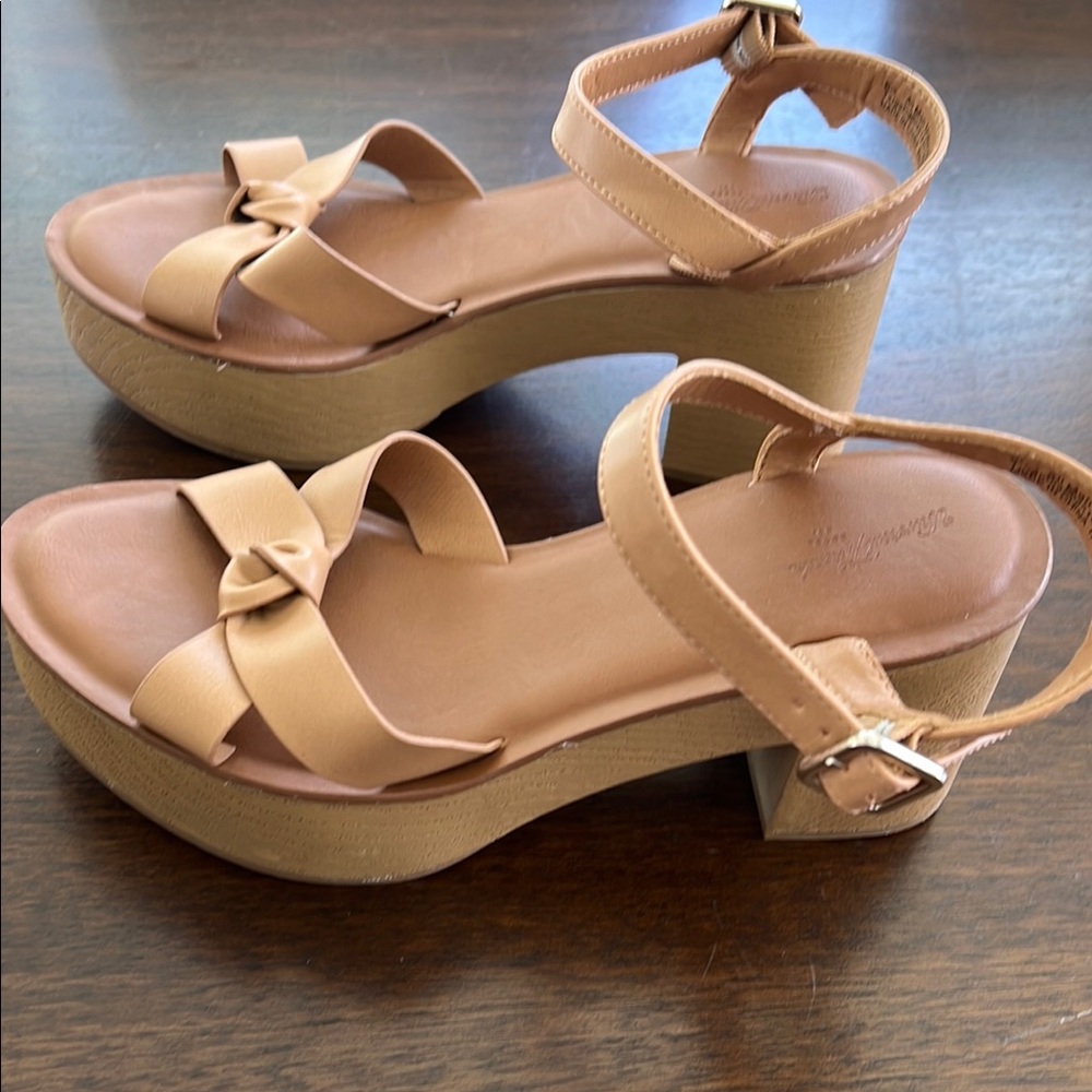 Universal Thread 8.5 Women's Platform Sandals - image 8